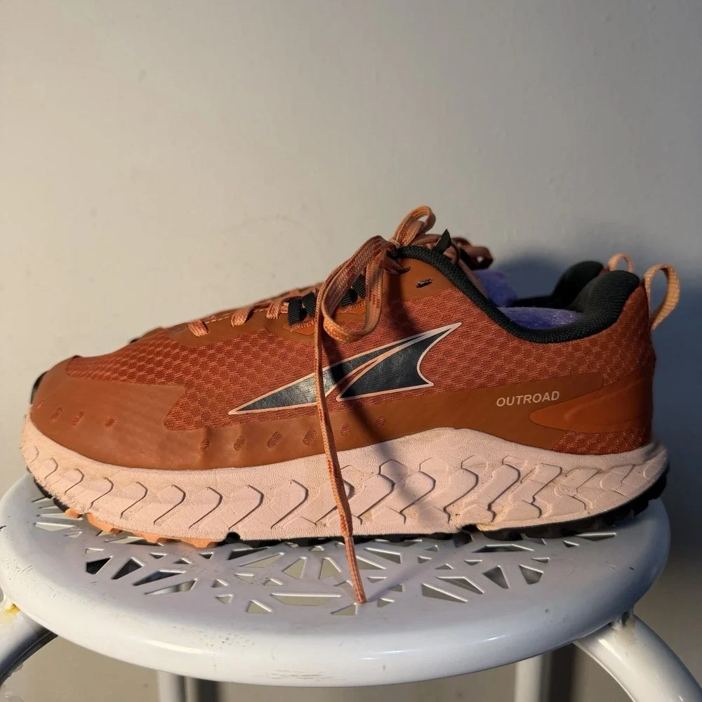 Altra Outroad Sneaker Women's 9 Red Orange Trail Running Shoes AL0A7R72680